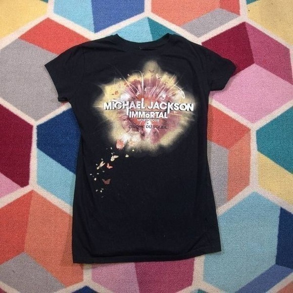 JACKSON Tops - Women's Michael Jackson immortal tour Black‎ t-shirt Large